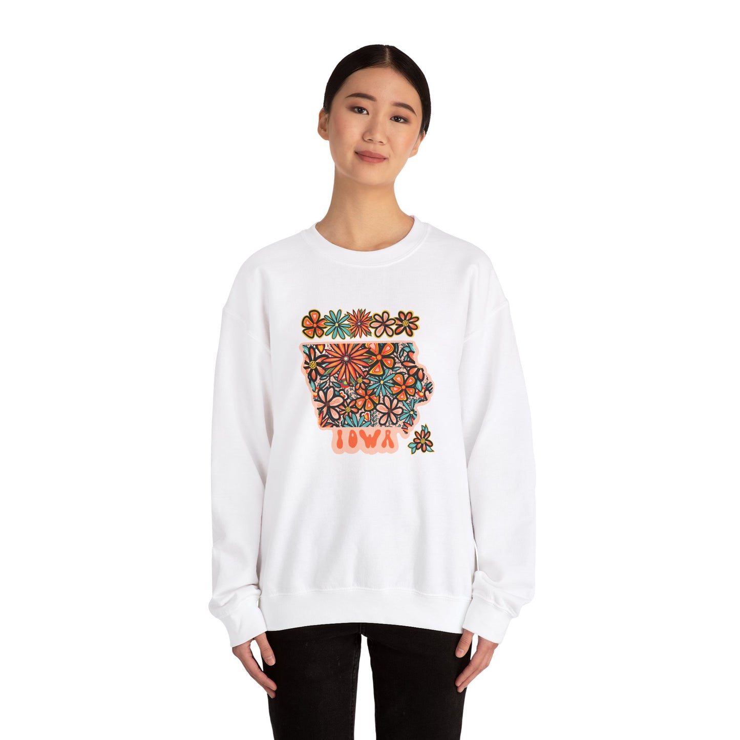 Retro 70s Flowers Iowa State Design — Heavy Blend™ Crewneck Sweatshirt