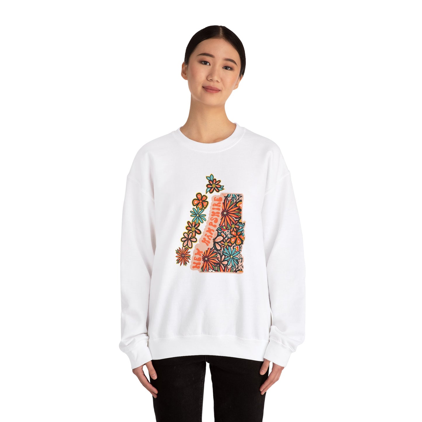 Retro 70s Flowers New Hampshire State Design — Heavy Blend™ Crewneck Sweatshirt