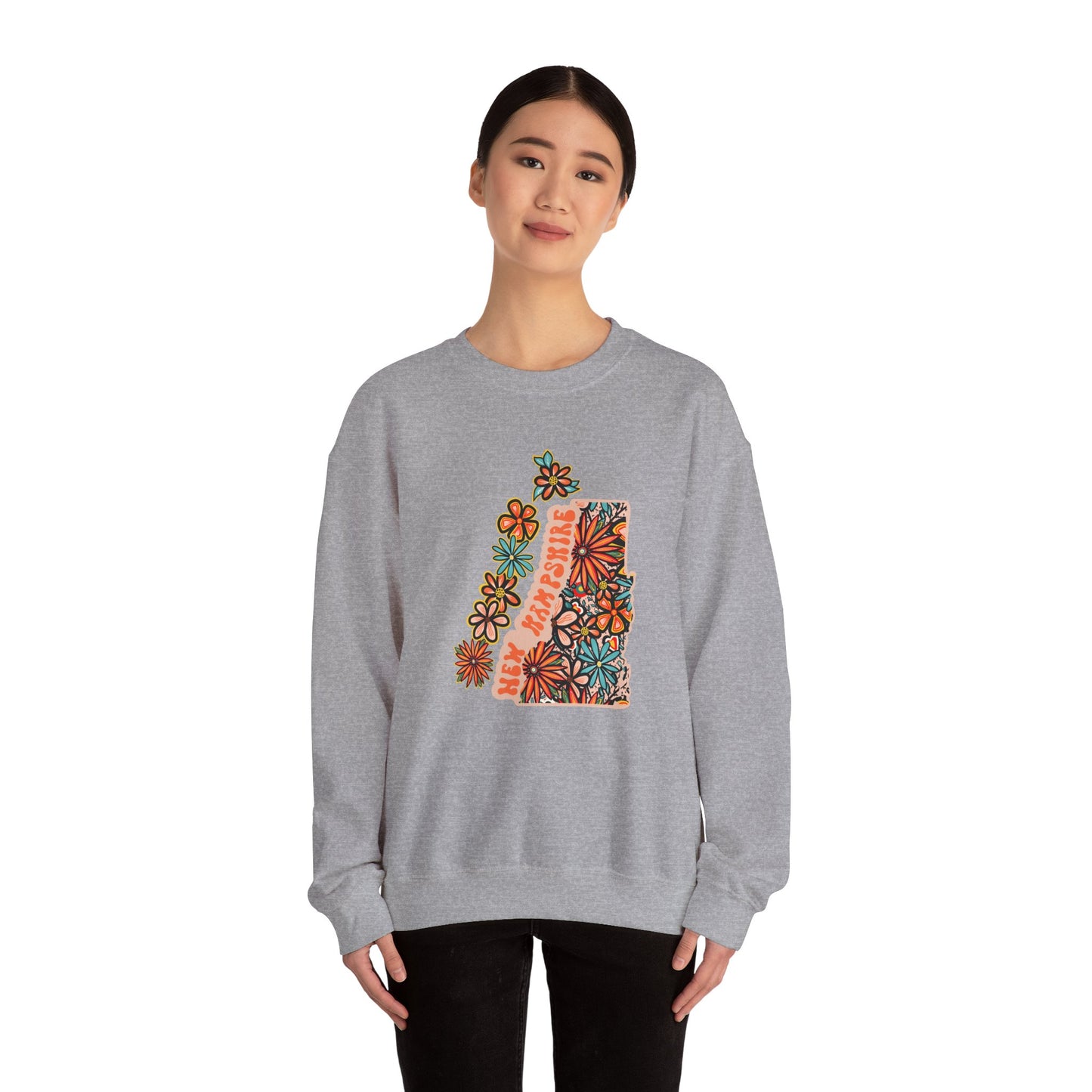 Retro 70s Flowers New Hampshire State Design — Heavy Blend™ Crewneck Sweatshirt