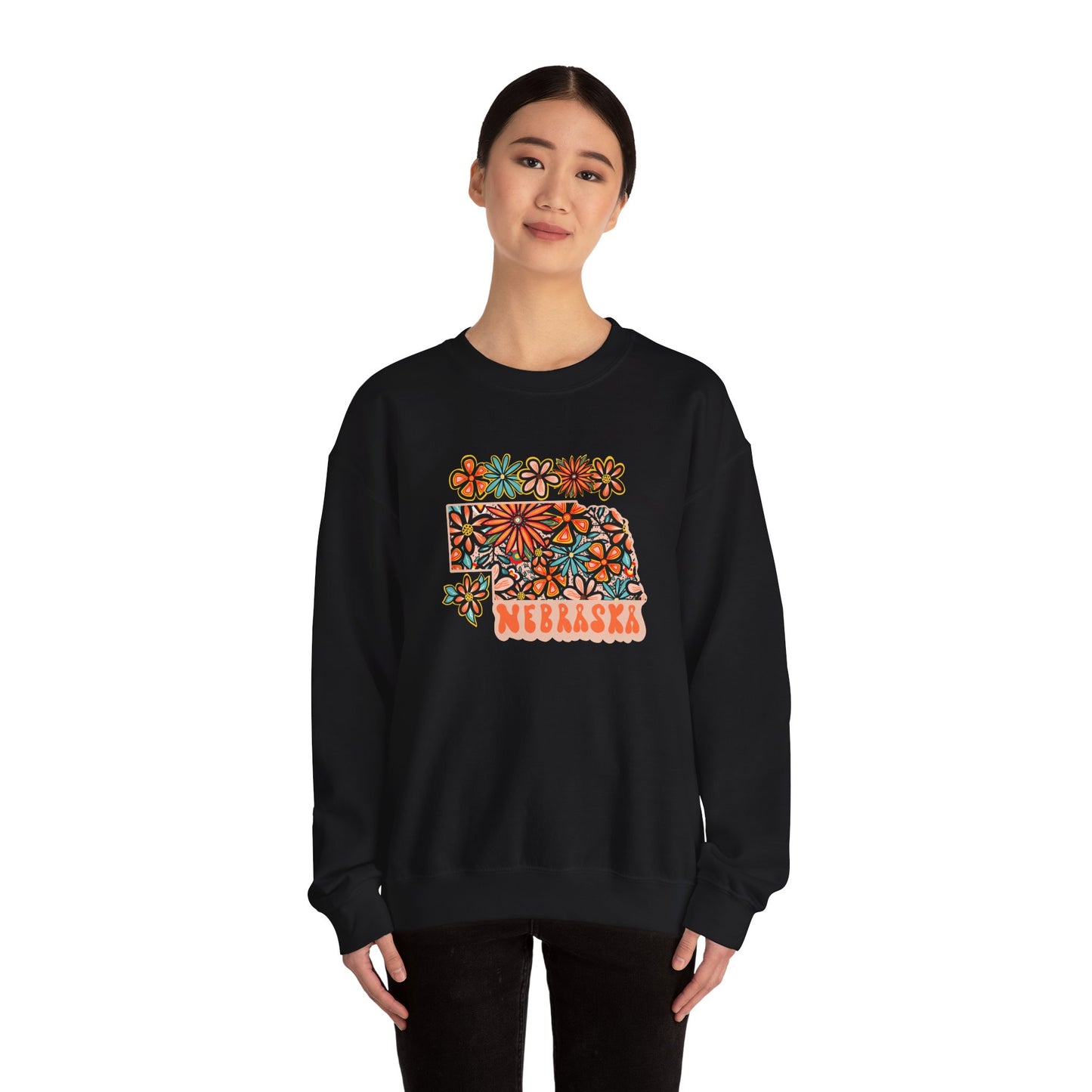 Retro 70s Flowers Nebraska State Design — Heavy Blend™ Crewneck Sweatshirt