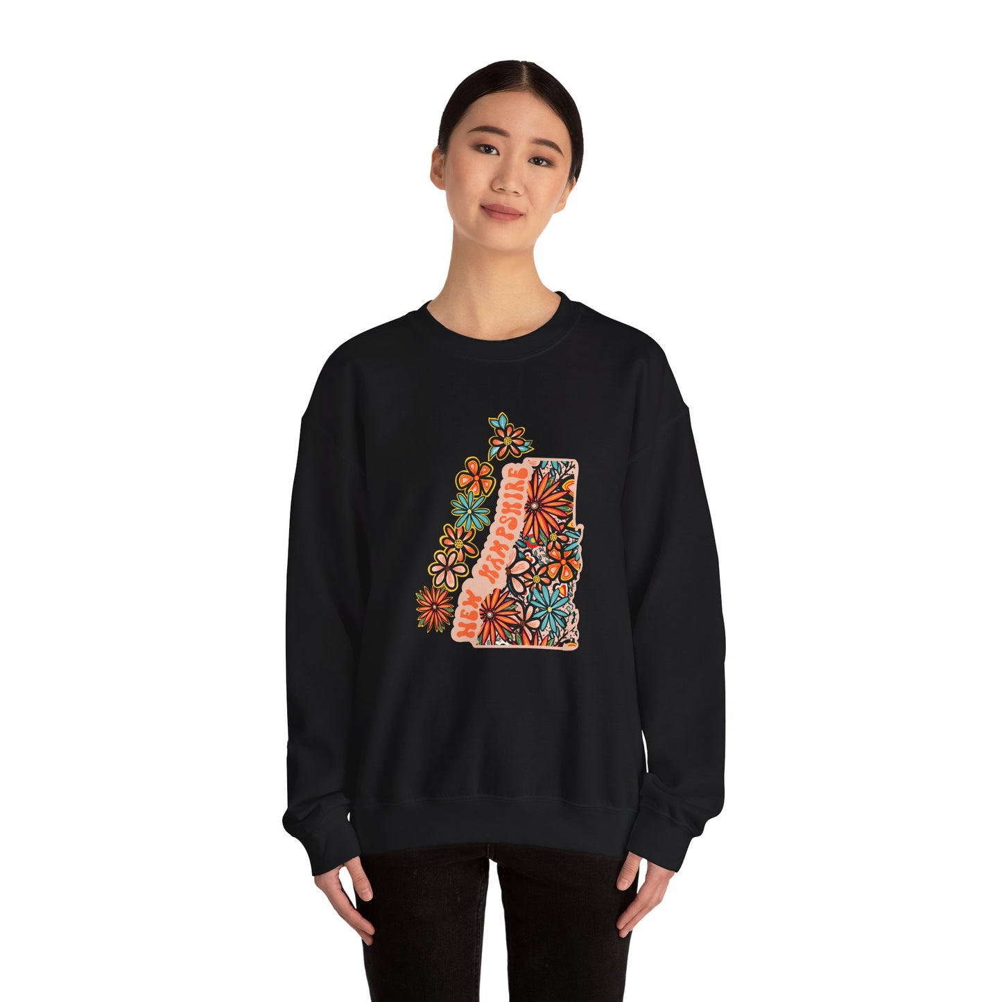 Retro 70s Flowers New Hampshire State Design — Heavy Blend™ Crewneck Sweatshirt